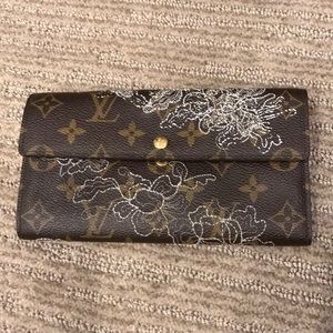 LOUIS VUITTON Monogram Dentelle Sarah Wallet